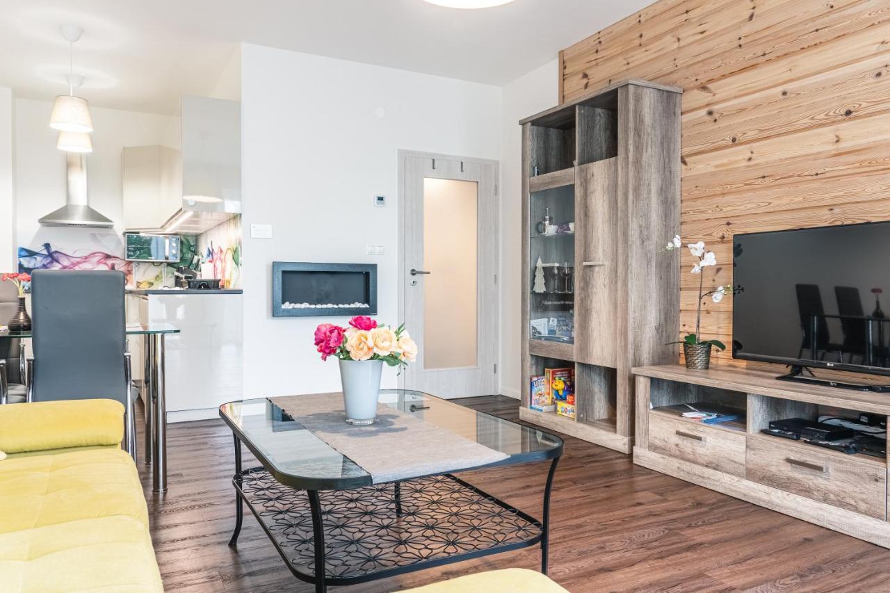 Apartment Lucy - Primo Tatry Stary Smokovec Vysoke Tatry Bagian luar foto